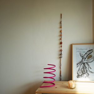 Sluneční závěs (suncatcher) z tromlovaných křemenů - oblázků